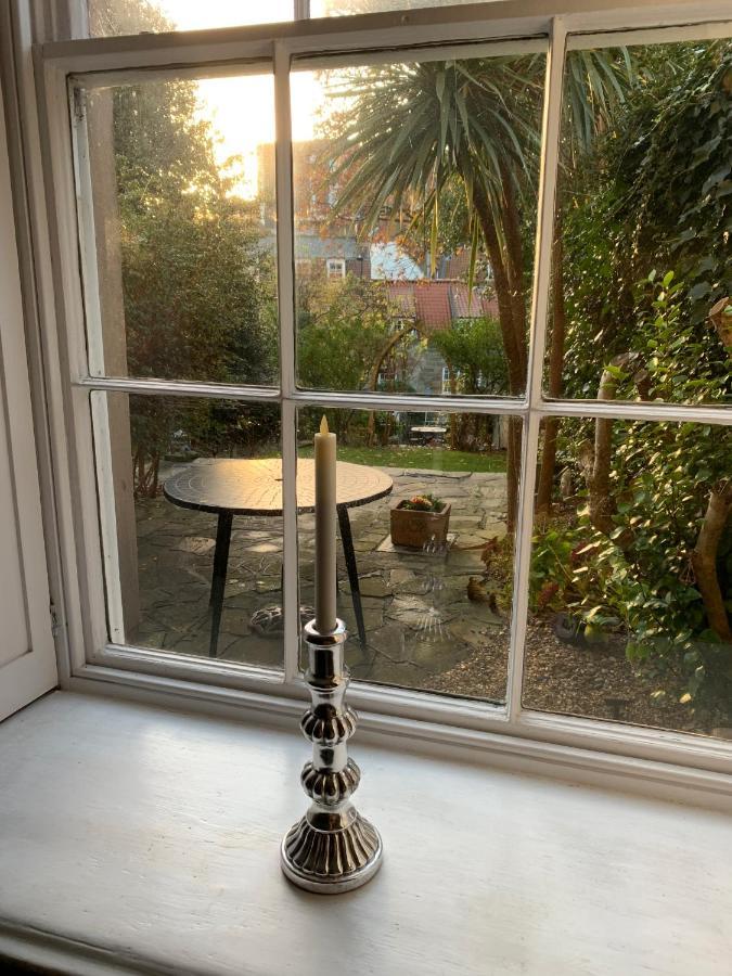 Georgian Townhouse - Garden Oasis *